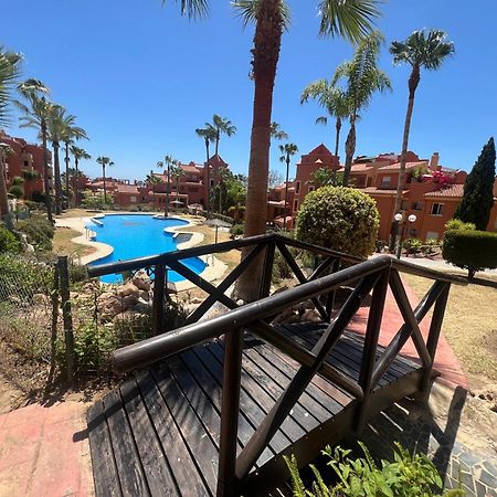 2 Bedroom Apartment Marbella East - La Reserva De Marbella Kültér fotó