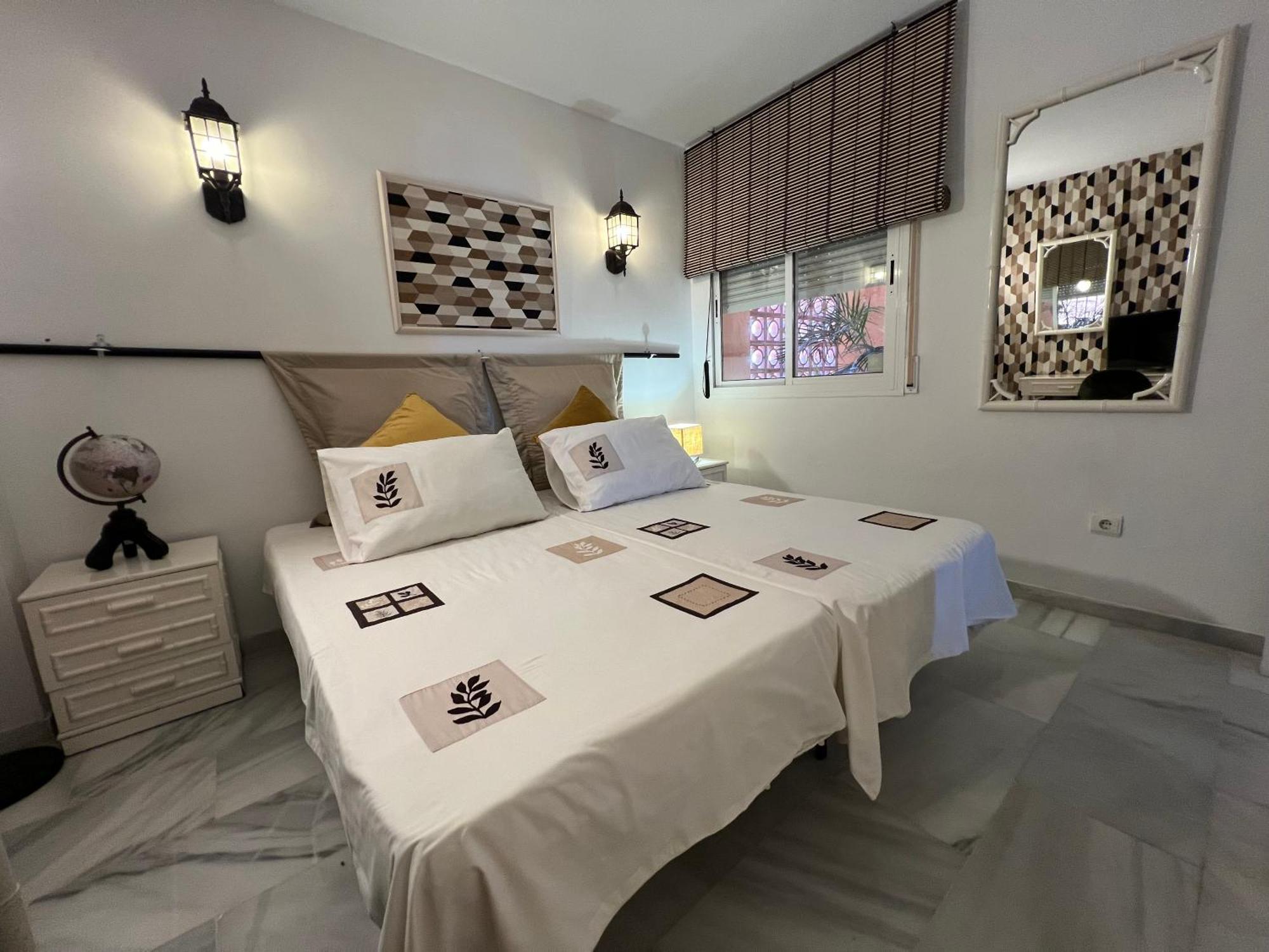 2 Bedroom Apartment Marbella East - La Reserva De Marbella Kültér fotó